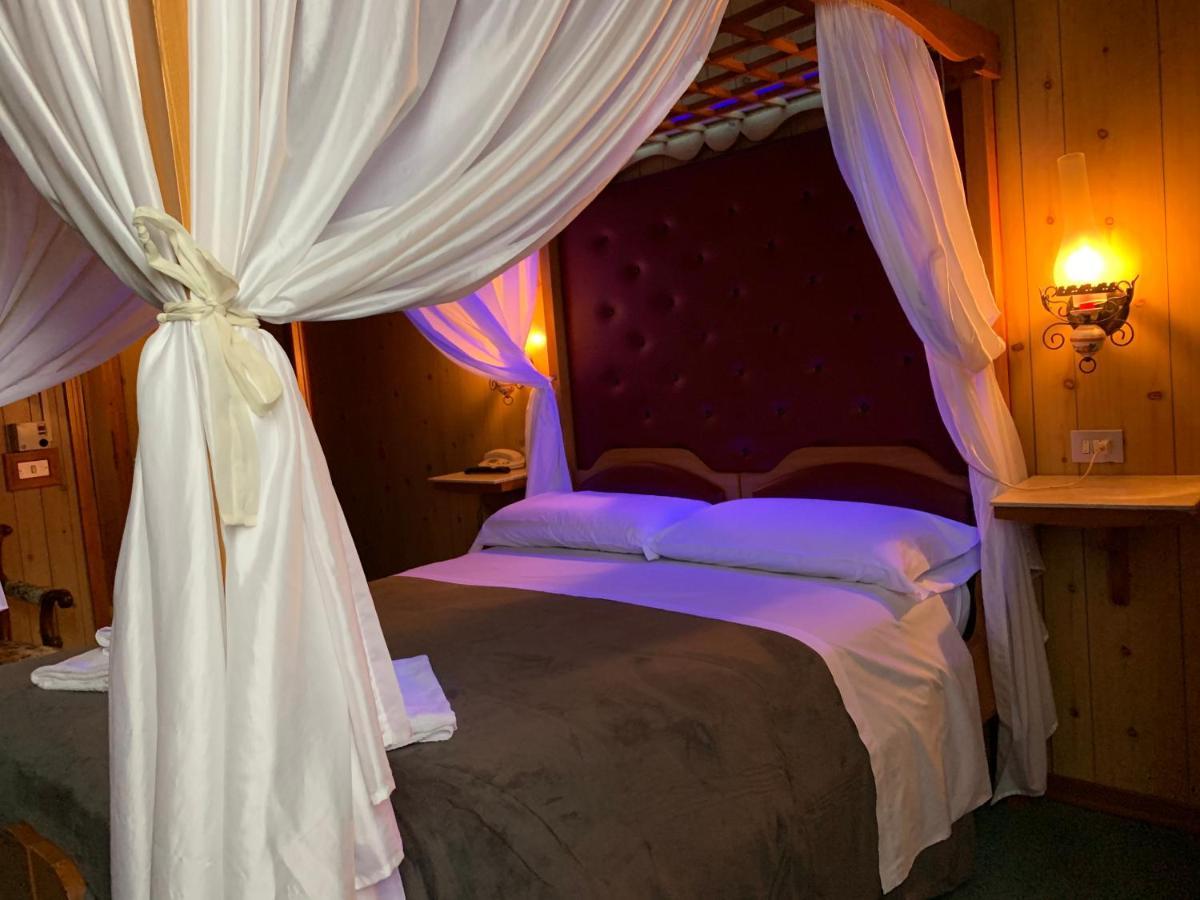 Hotel Ficocle 3*